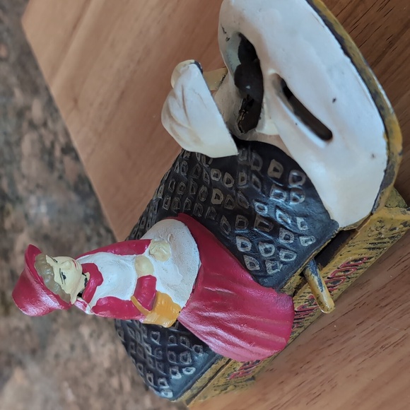 Red Riding Hood Cast Iron Mechanical Bank - Picture 2 of 6